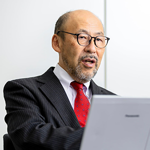 内平直志